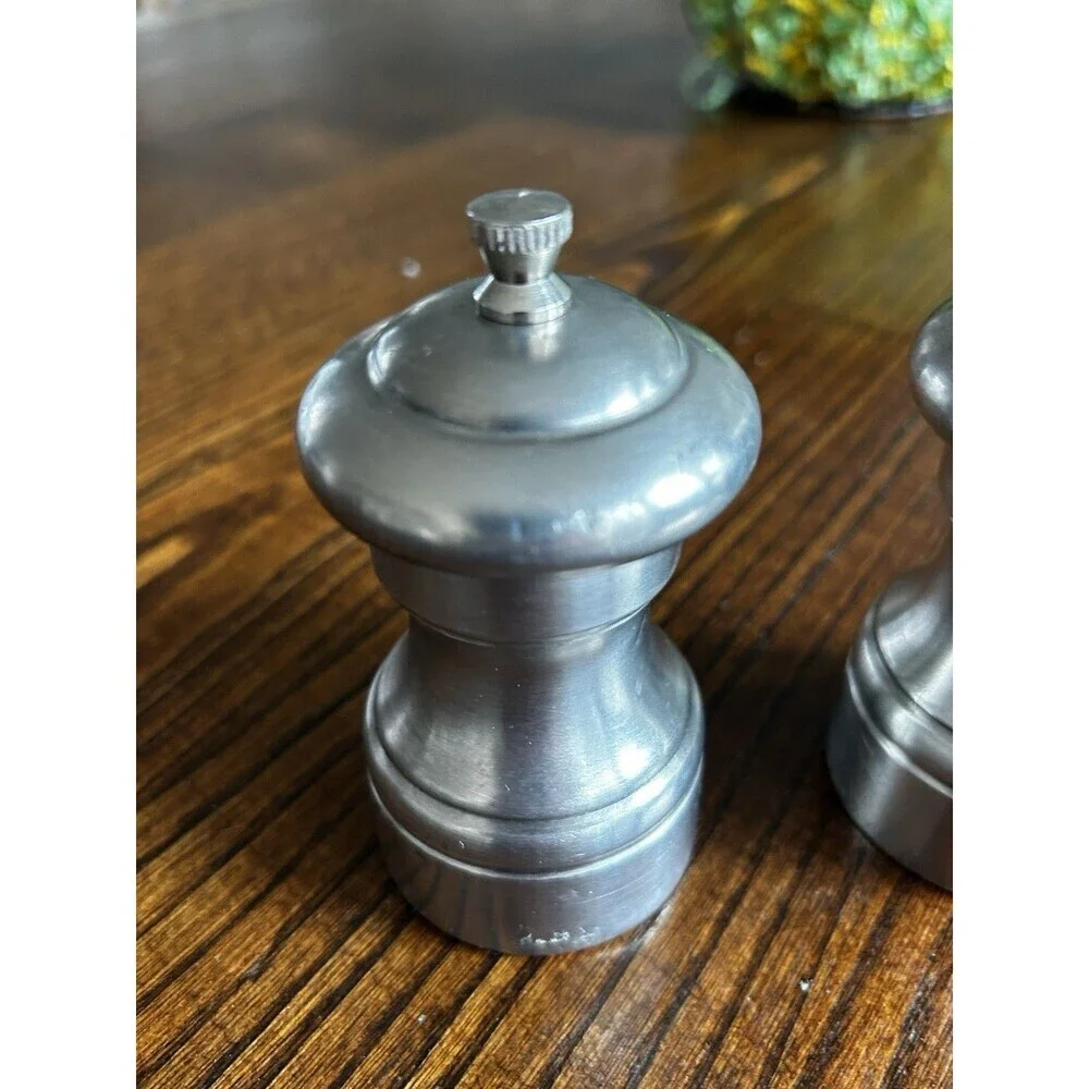 Made In Italy Salt Shaker & Pepper Mill Grinder Set of 2